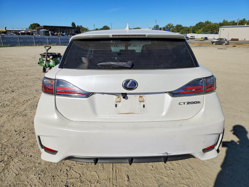 2014 Lexus Ct მანქანა იყიდება აუქციონზე, vin: JTHKD5BH6E2208777, აუქციონის ნომერი: 61484366