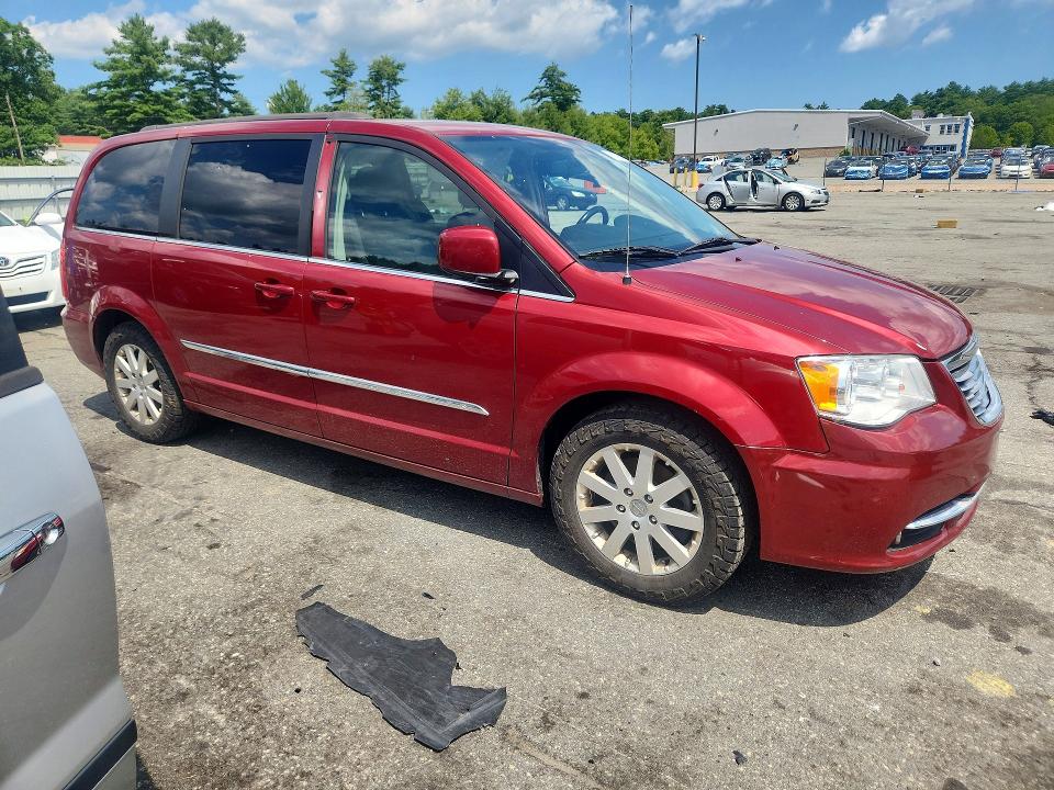 2015 Chrysler Town & Country მანქანა იყიდება აუქციონზე, vin: 2C4RC1BG3FR537653, აუქციონის ნომერი: 61203466