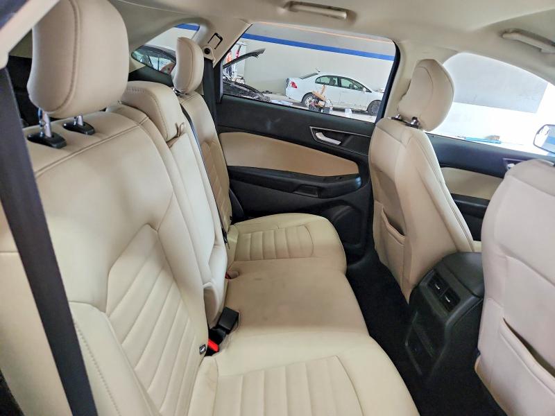 61784576 :رقم المزاد ، 2FMPK4G98HBB34703 vin ، 2017 Ford Edge مزاد بيع