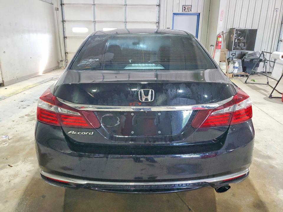Aukcja sprzedaży 2017 Honda Accord, vin: 1HGCR2F33HA218537, numer aukcji: 62196496