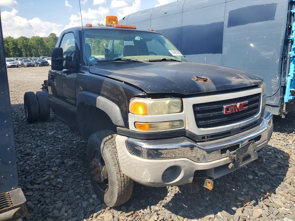 Aukcja sprzedaży 2004 Gmc New Sierra, vin: 1GDJC34U24E285170, numer aukcji: 63563646