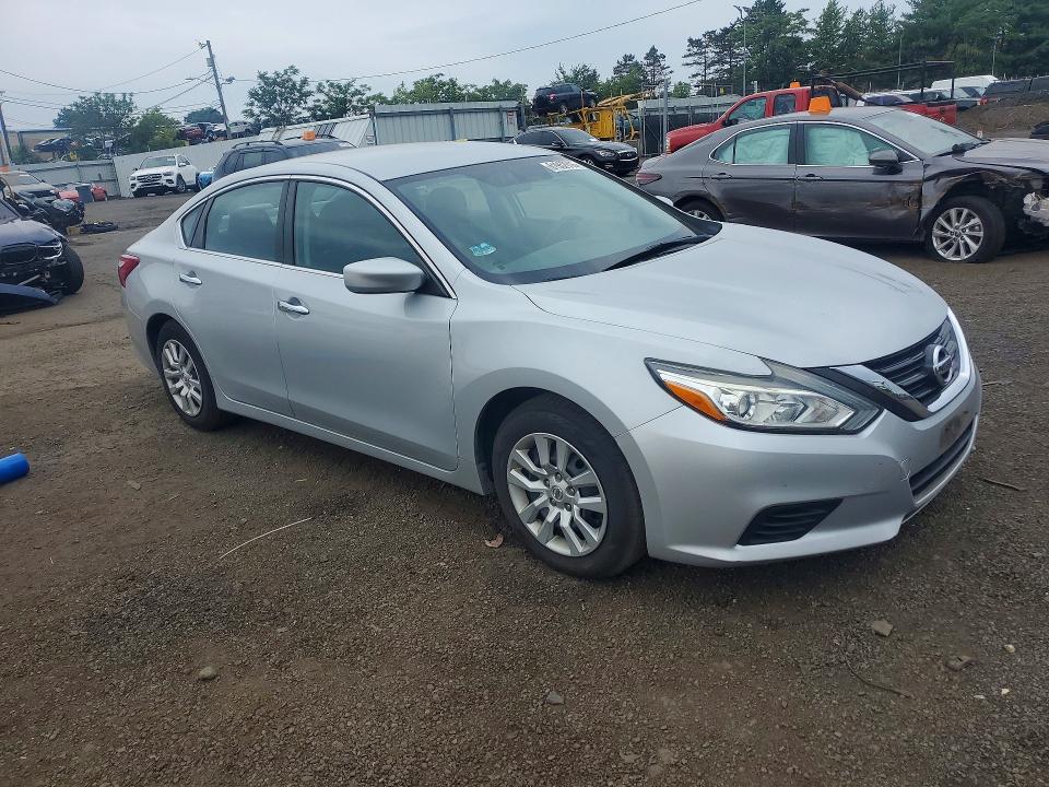 Продажа на аукционе авто 2016 Nissan Altima, vin: 1N4AL3AP2GC245549, номер лота: 61952916