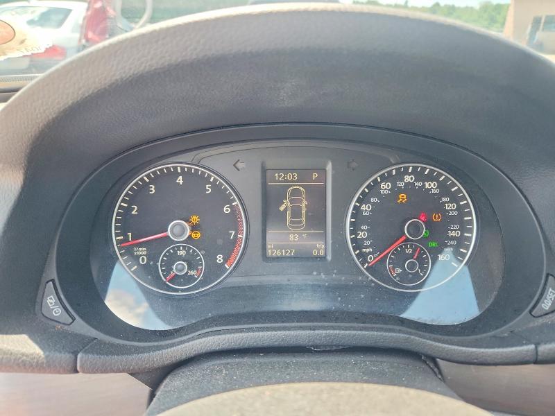 61409736 :رقم المزاد ، 1VWBT7A30FC047549 vin ، 2015 Volkswagen Passat مزاد بيع