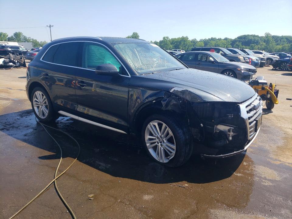 60395786 :رقم المزاد ، WA1BNAFY0J2240131 vin ، 2018 Audi Q5 مزاد بيع