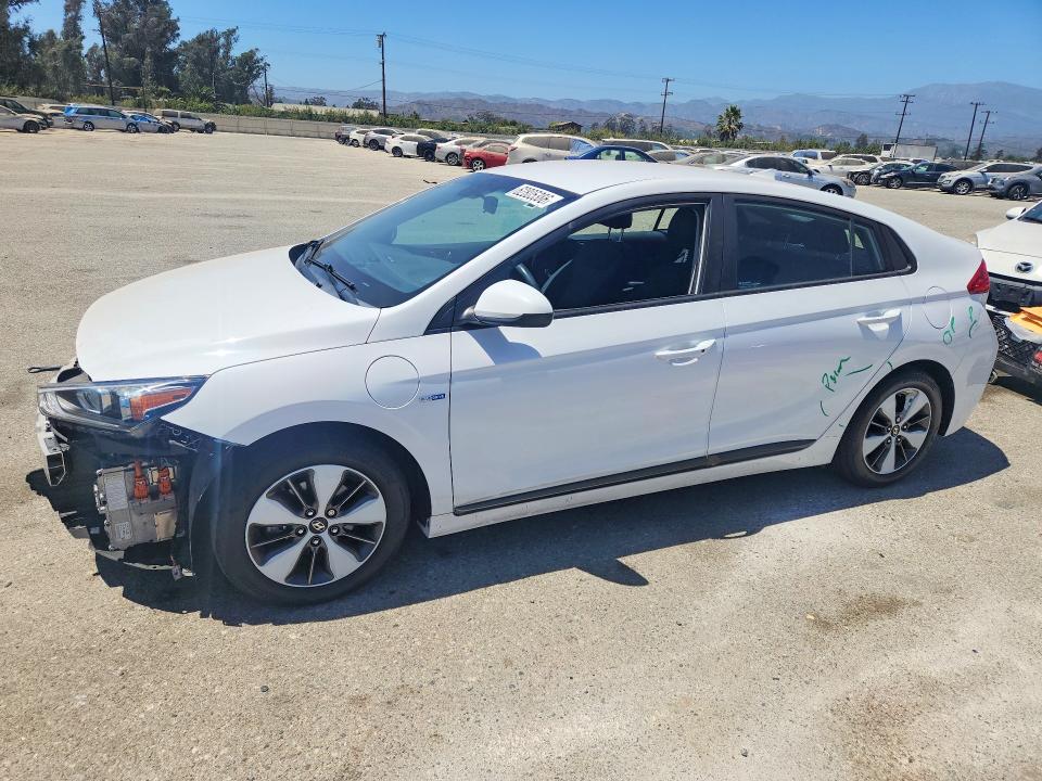 2019 Hyundai Ioniq Plug-in Hybrid მანქანა იყიდება აუქციონზე, vin: KMHC65LD3KU105680, აუქციონის ნომერი: 62805386