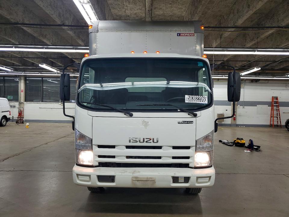 58302206 :رقم المزاد ، 54DC4W1B4FS802886 vin ، 2015 Isuzu Npr Hd مزاد بيع