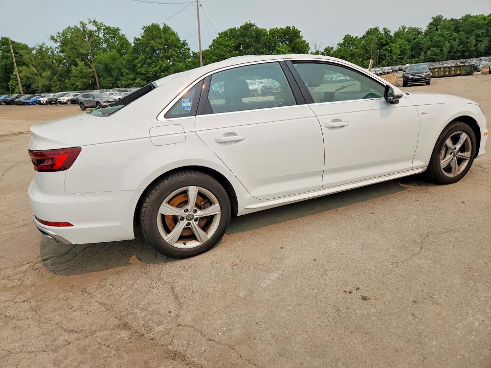 Продажа на аукционе авто 2019 Audi A4, vin: WAUDNAF45KN018872, номер лота: 61043486