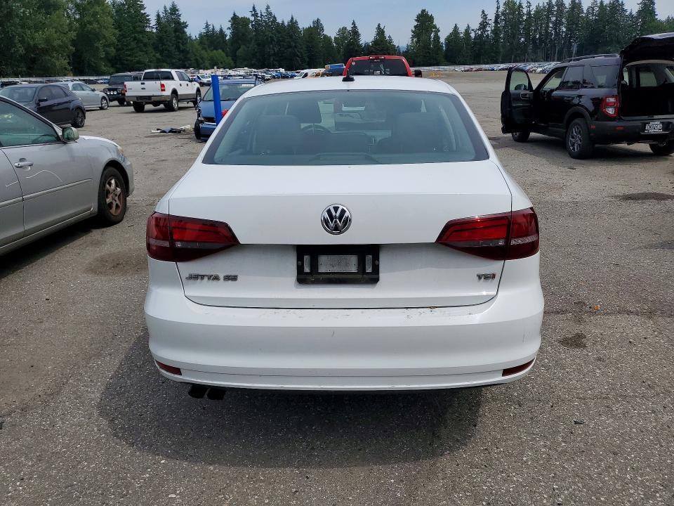 60801686 :رقم المزاد ، 3VWD67AJ3GM345267 vin ، 2016 Volkswagen Jetta مزاد بيع