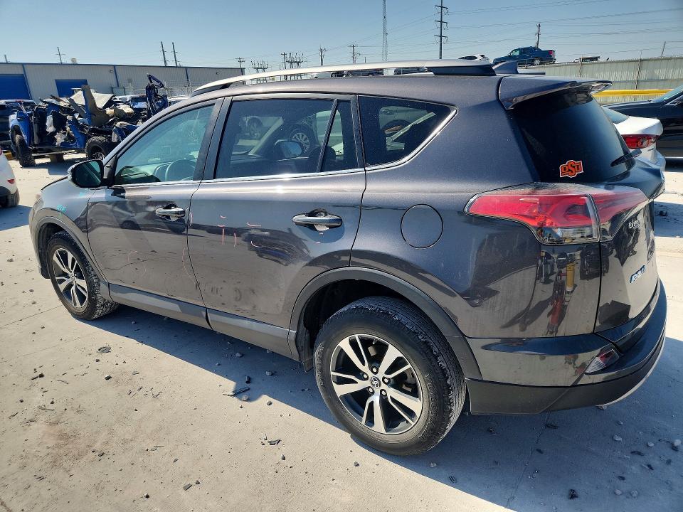 62140336 :رقم المزاد ، 2T3WFREV3JW405753 vin ، 2018 Toyota Rav4 مزاد بيع