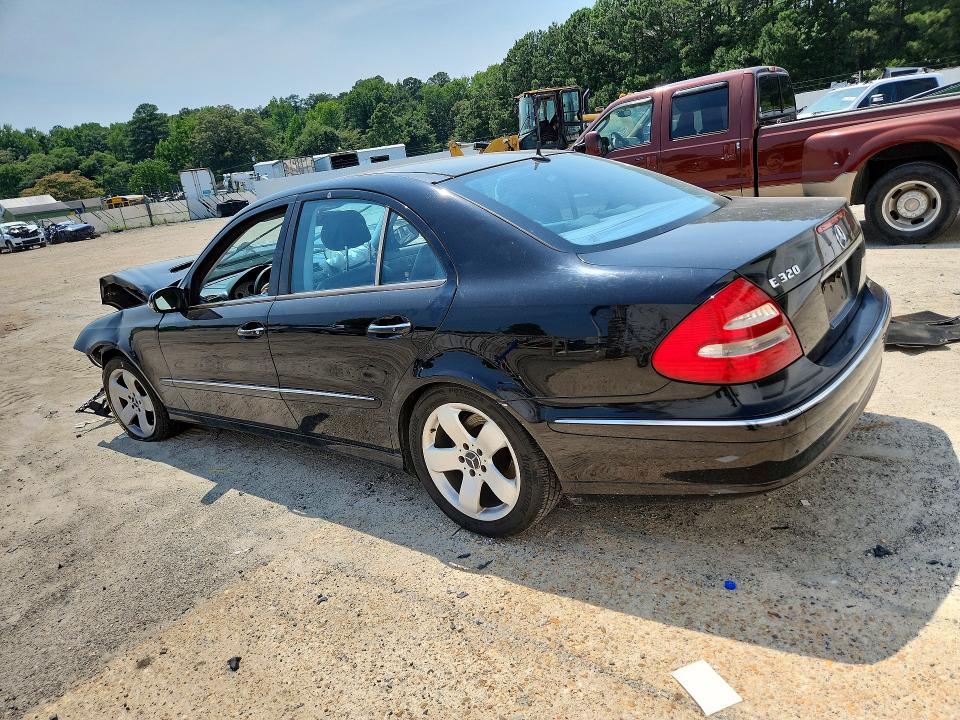 Продажа на аукционе авто 2004 Mercedes-benz E, vin: WDBUF65J84A407373, номер лота: 61183816