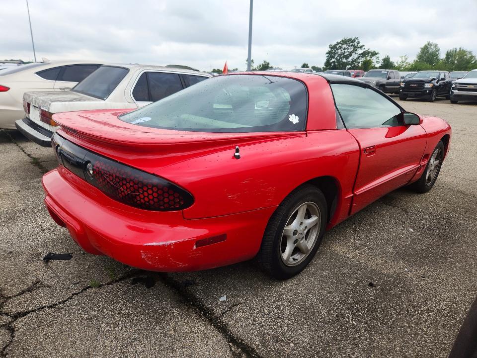 Auction sale of the 2001 Pontiac Firebird, vin: 2G2FS22K412109936, lot number: 62486076