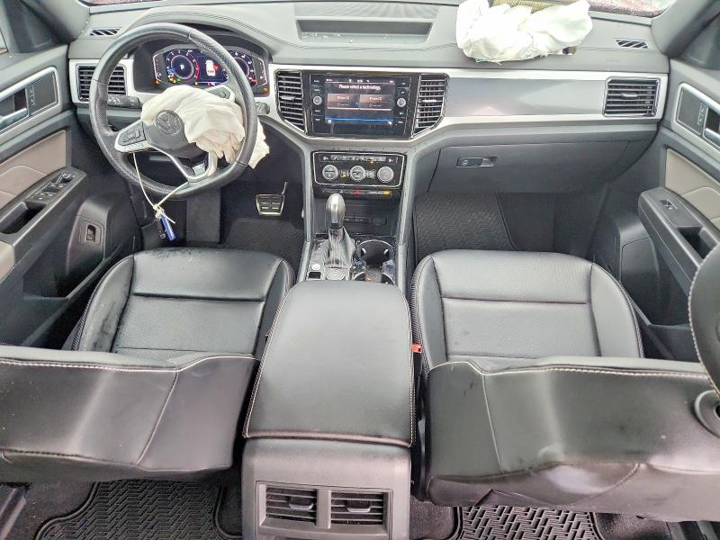 60795236 :رقم المزاد ، 1V2SE2CA9NC223247 vin ، 2022 Volkswagen Atlas Cross Sport مزاد بيع