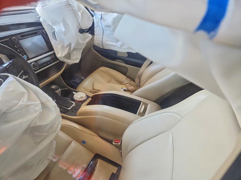 59710096 :رقم المزاد ، 5TDJZRFH9JS850137 vin ، 2018 Toyota Highlander مزاد بيع