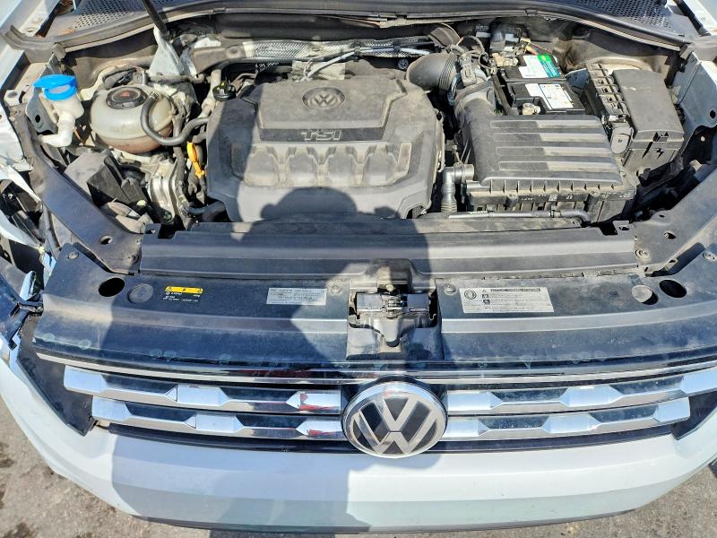 Продажа на аукционе авто 2018 Volkswagen Tiguan, vin: 3VV3B7AX9JM038936, номер лота: 60299406