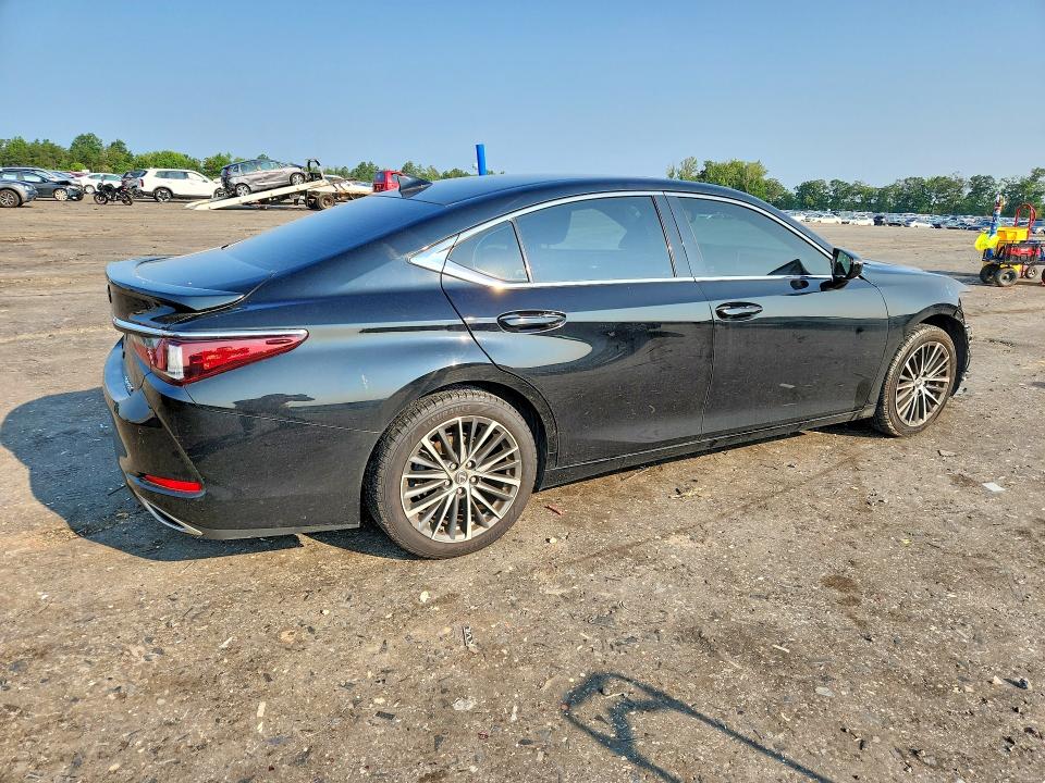 62807286 :رقم المزاد ، 58ADZ1B10NU130092 vin ، 2022 Lexus Es 350 مزاد بيع