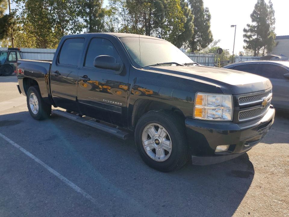 2013 Chevrolet Silverado მანქანა იყიდება აუქციონზე, vin: 3GCPKSE71DG230982, აუქციონის ნომერი: 62547706