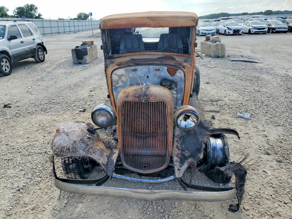 1933 Ford Uk მანქანა იყიდება აუქციონზე, vin: DR133260M0, აუქციონის ნომერი: 56466376