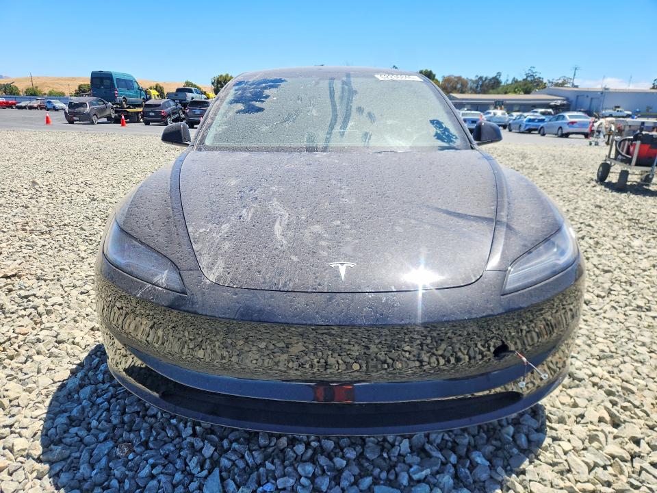 62236846 :رقم المزاد ، 5YJ3E1EA8SF017588 vin ، 2025 Tesla Model 3 مزاد بيع