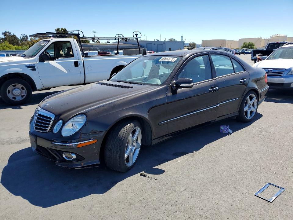 60063976 :رقم المزاد ، WDBUF56XX7B033246 vin ، 2007 Mercedes-benz E مزاد بيع