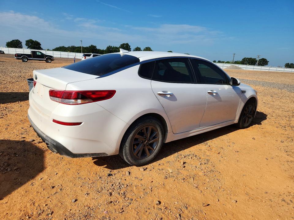2020 Kia Optima მანქანა იყიდება აუქციონზე, vin: 5XXGT4L34LG410449, აუქციონის ნომერი: 55477206