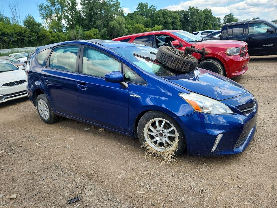 Продажа на аукционе авто 2013 Toyota Prius V, vin: JTDZN3EU5D3231020, номер лота: 62953666