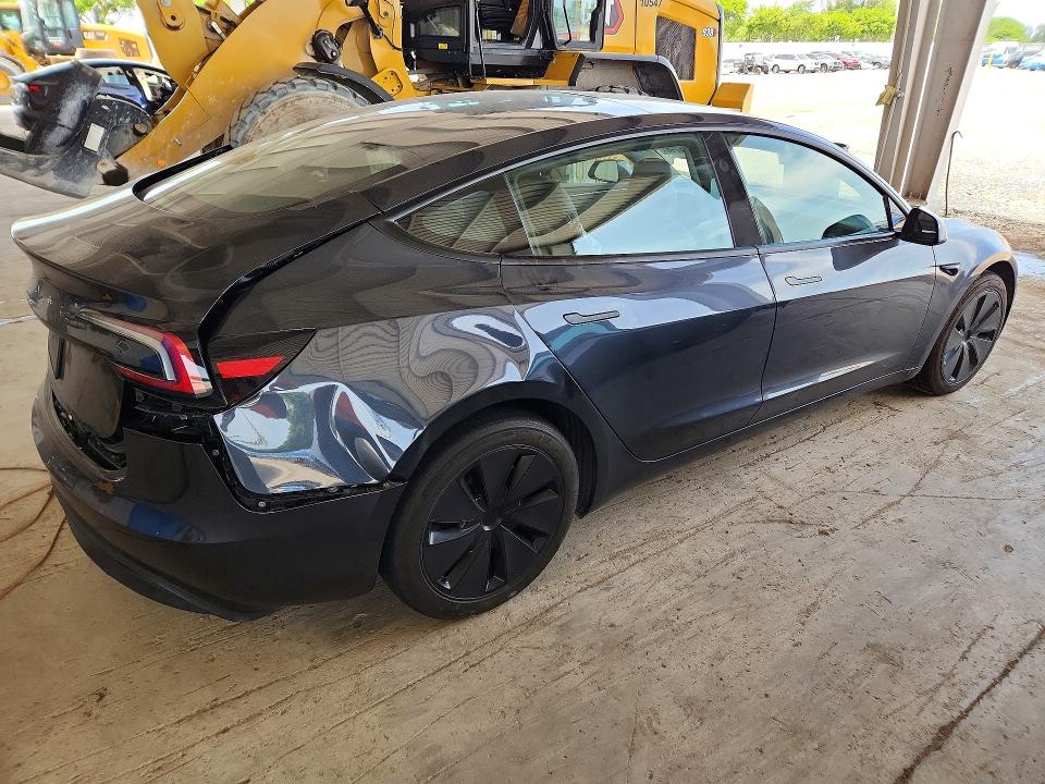 Продаж на аукціоні авто 2024 Tesla Model 3, vin: 5YJ3E1EA9RF740618, номер лоту: 61146796
