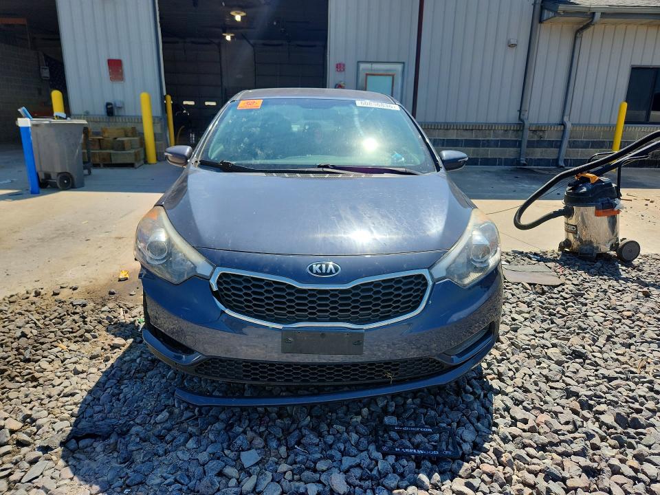 60856836 :رقم المزاد ، KNAFX4A68F5357306 vin ، 2015 Kia Forte مزاد بيع