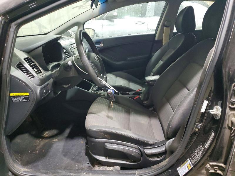 59310376 :رقم المزاد ، 3KPFL4A79HE016320 vin ، 2017 Kia Forte مزاد بيع