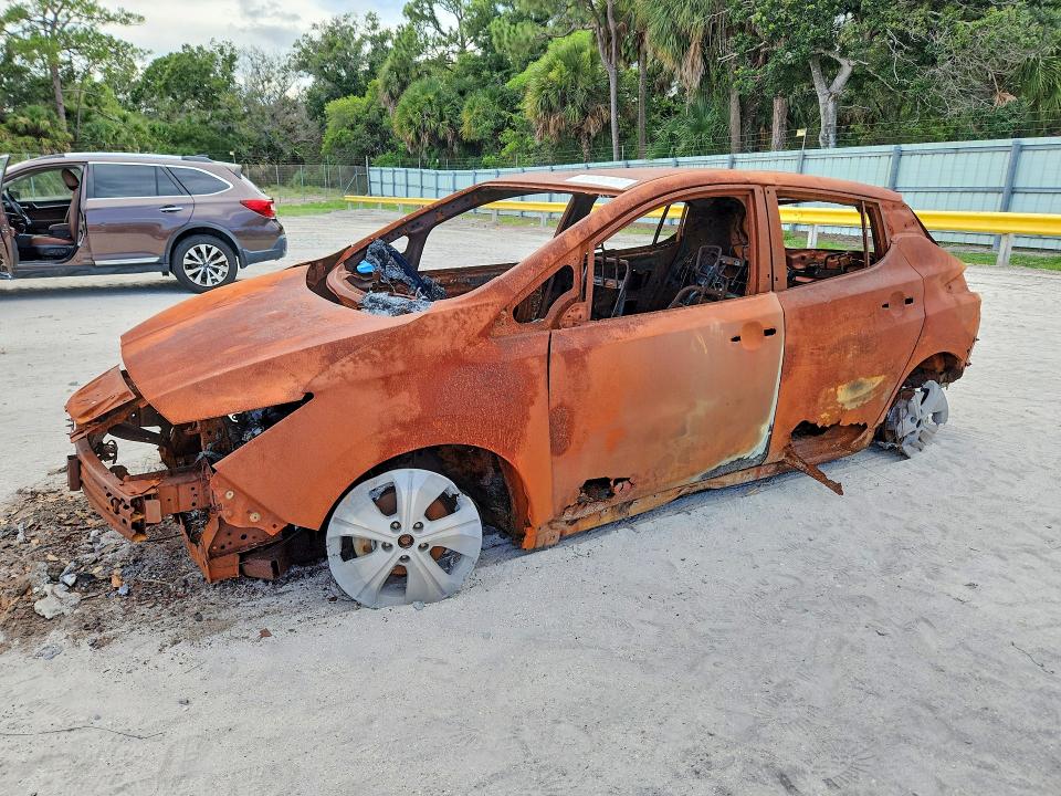 59636366 :رقم المزاد ، 1N4BZ1CPXLC305284 vin ، 2020 Nissan Leaf مزاد بيع
