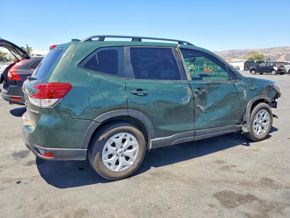 Продажа на аукционе авто 2022 Subaru Forester, vin: JF2SKACC9NH403645, номер лота: 62442696