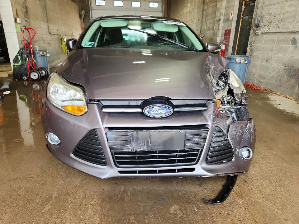 60926066 :رقم المزاد ، 1FADP3K27EL198293 vin ، 2014 Ford Focus مزاد بيع
