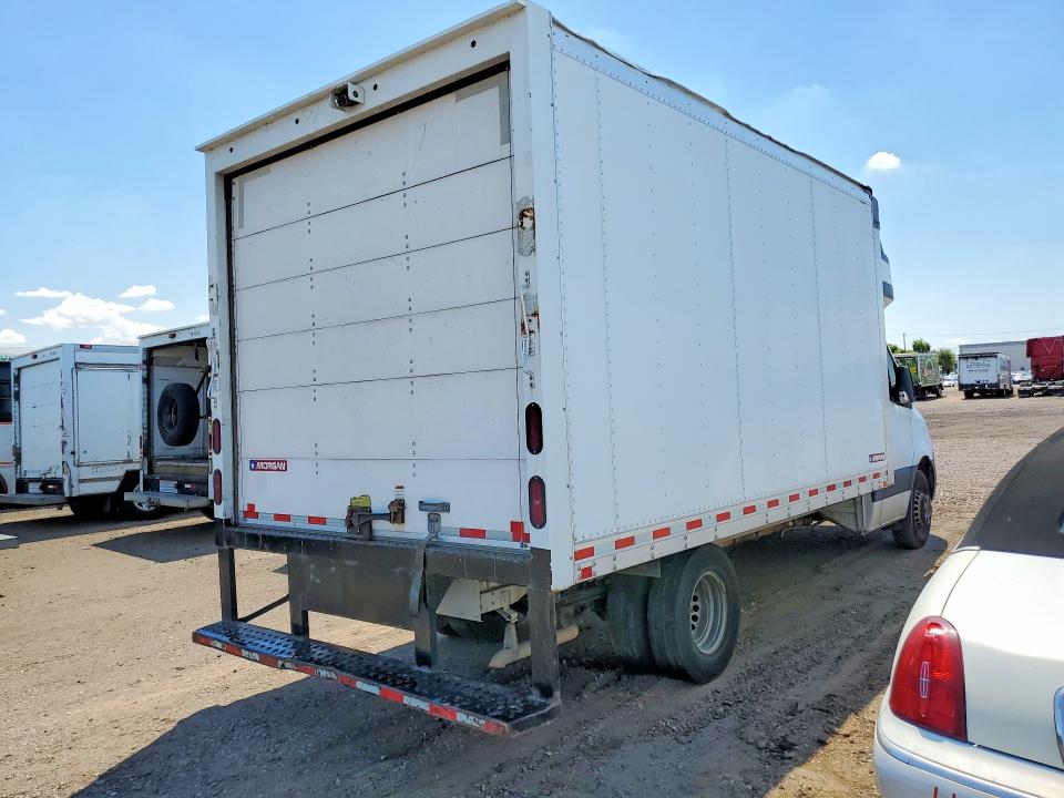 61581246 :رقم المزاد ، WDAPF4CD2KN017099 vin ، 2019 Mercedes-benz Sprinter مزاد بيع