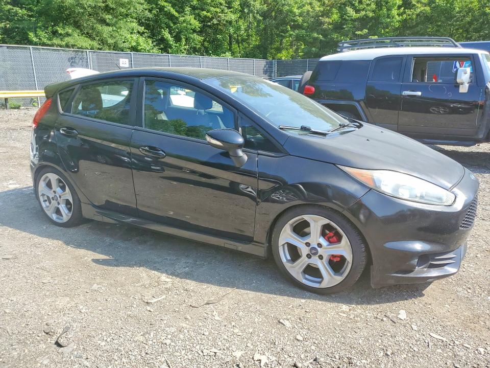 59090406 :رقم المزاد ، 3FADP4GX8GM194555 vin ، 2016 Ford Fiesta مزاد بيع