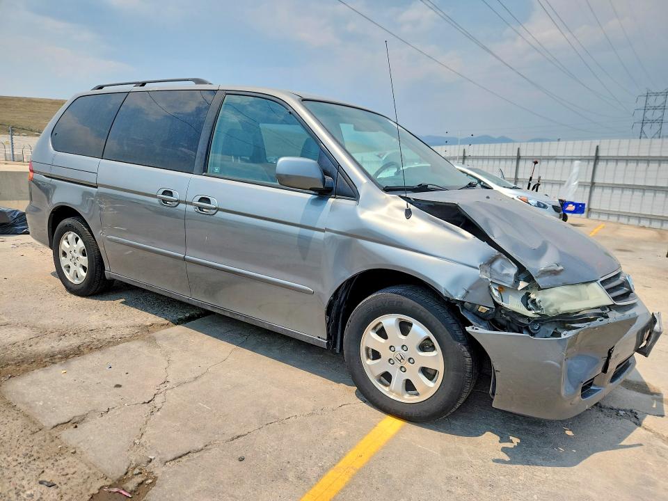 60082486 :رقم المزاد ، 5FNRL18682B023043 vin ، 2002 Honda Odyssey مزاد بيع