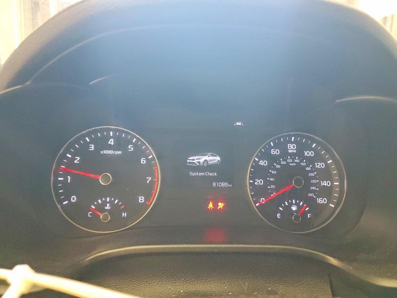 2021 Kia Forte მანქანა იყიდება აუქციონზე, vin: 3KPF24AD3ME352984, აუქციონის ნომერი: 61557796