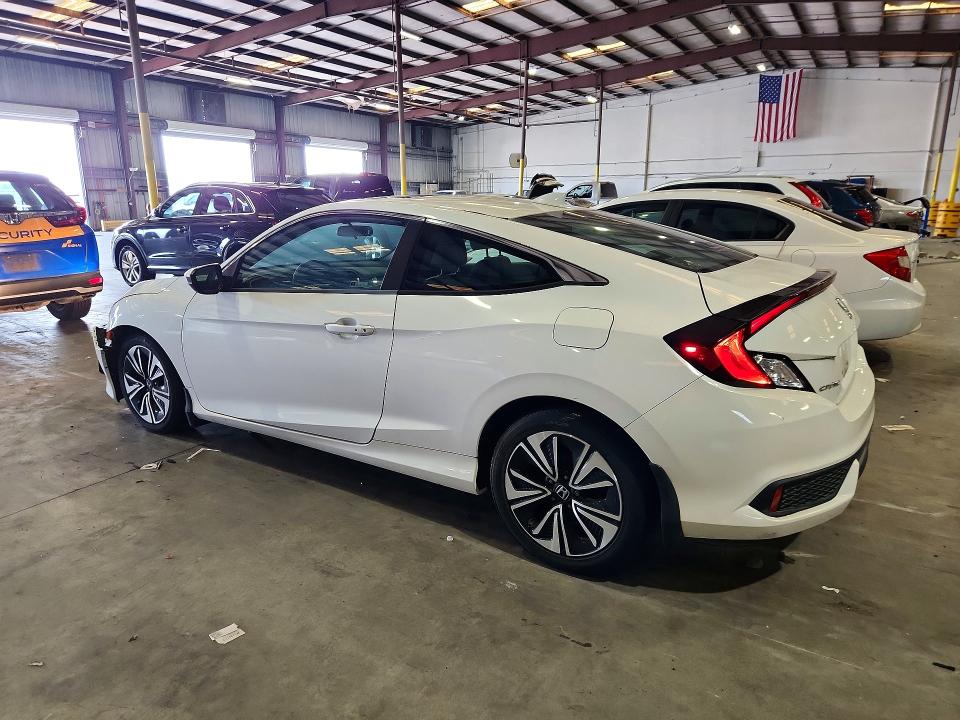 Продажа на аукционе авто 2018 Honda Civic, vin: 2HGFC3B30JH354304, номер лота: 61963476