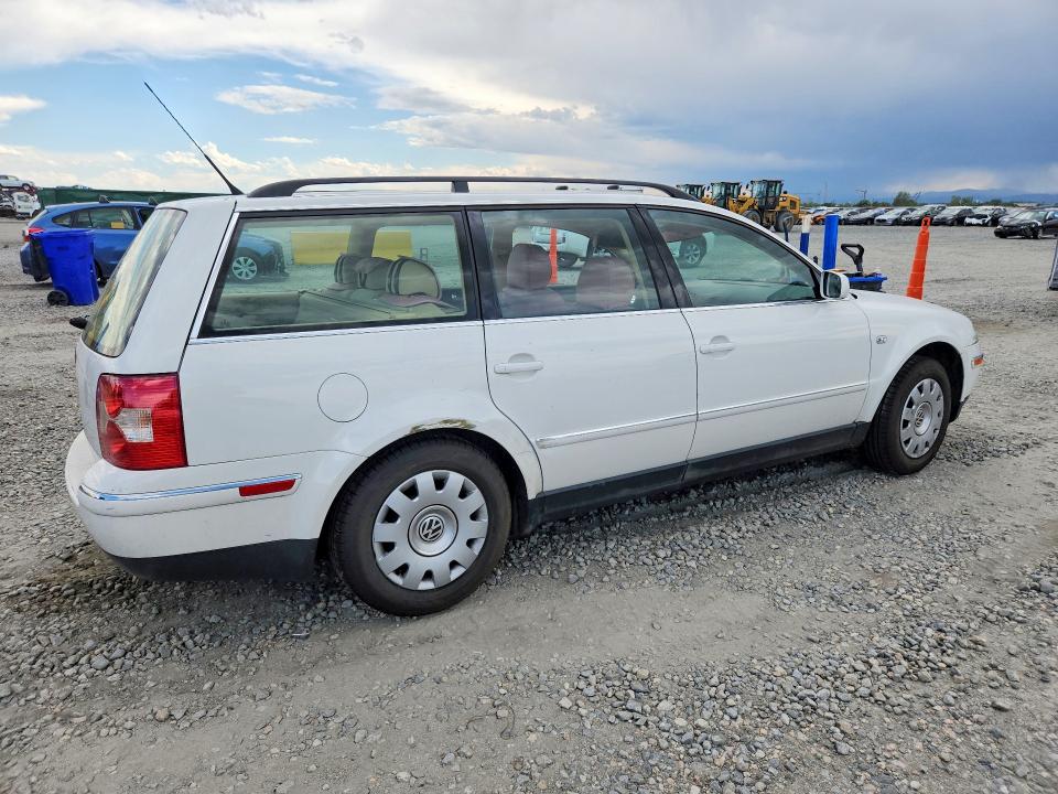 59921326 :رقم المزاد ، WVWVD63B72E334428 vin ، 2002 Volkswagen Passat مزاد بيع