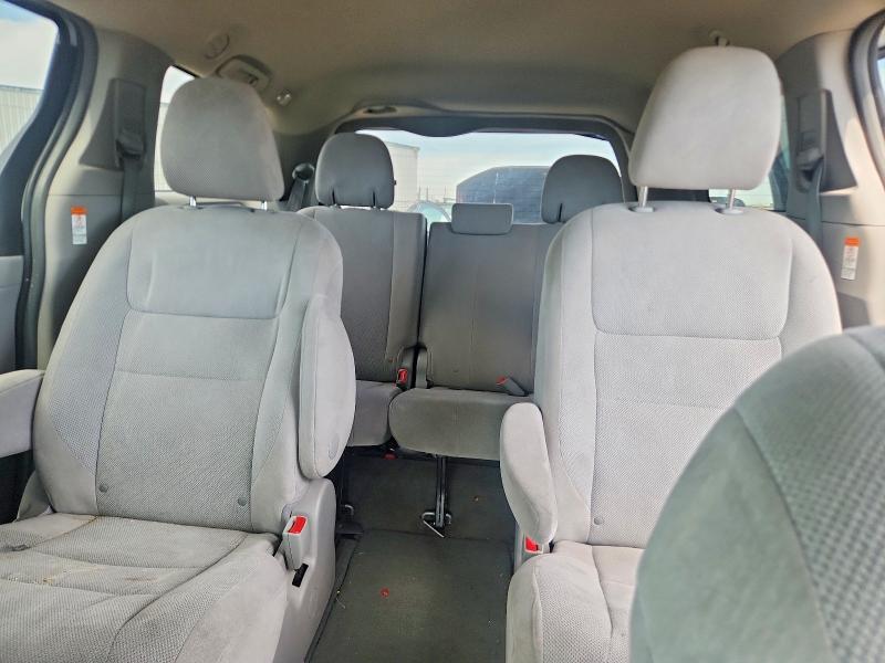 60460896 :رقم المزاد ، 5TDZK3DC5FS574543 vin ، 2015 Toyota Sienna مزاد بيع