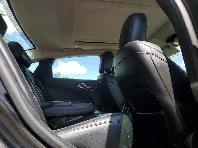 Продаж на аукціоні авто 2015 Chrysler 200, vin: 1C3CCCCG8FN520316, номер лоту: 61834456