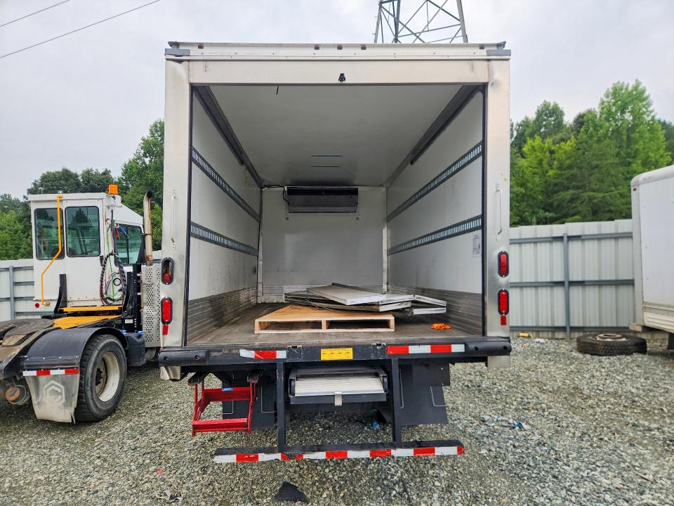 62384406 :رقم المزاد ، JALE5W165S7P05060 vin ، 2025 Isuzu Nrr مزاد بيع