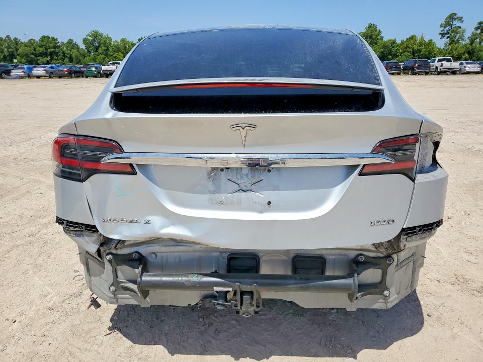 Продаж на аукціоні авто 2018 Tesla Model X, vin: 5YJXCDE21JF092083, номер лоту: 61958276