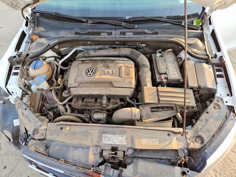 60852586 :رقم المزاد ، 3VWD17AJ3FM231993 vin ، 2015 Volkswagen Jetta مزاد بيع