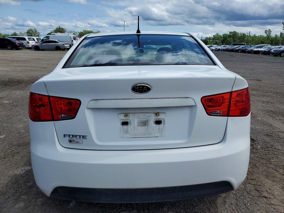 Продаж на аукціоні авто 2013 Kia Forte, vin: KNAFT4A26D5661188, номер лоту: 61939426