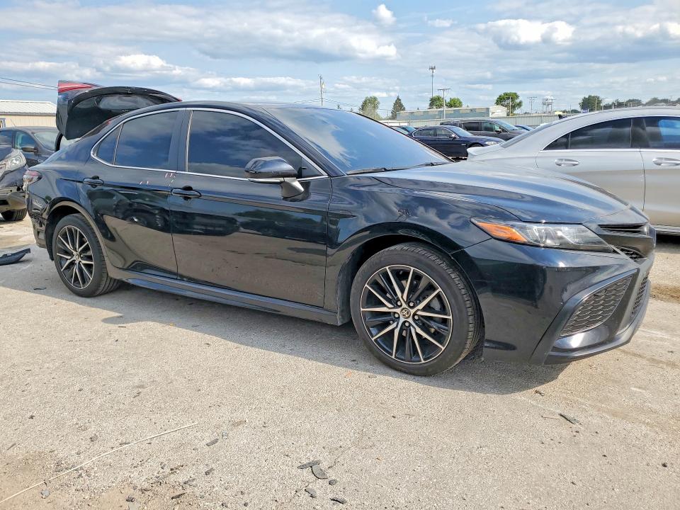 Auction sale of the 2022 Toyota Camry, vin: 4T1G11AK4NU646428, lot number: 61288196