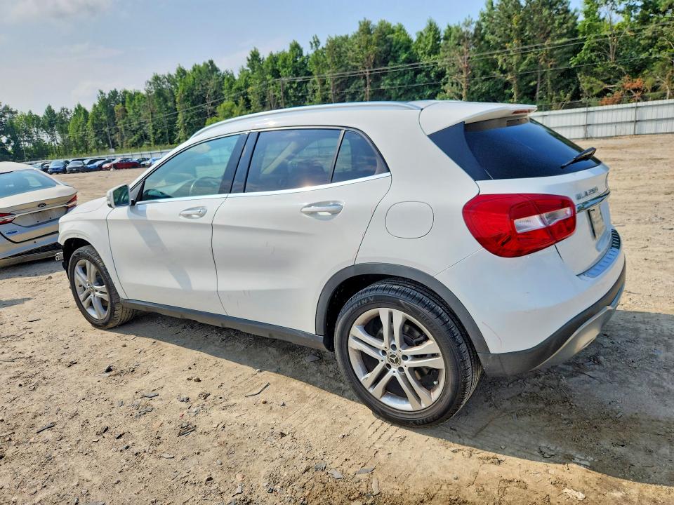 2019 Mercedes-benz Gla მანქანა იყიდება აუქციონზე, vin: WDCTG4GB3KJ551425, აუქციონის ნომერი: 61159646