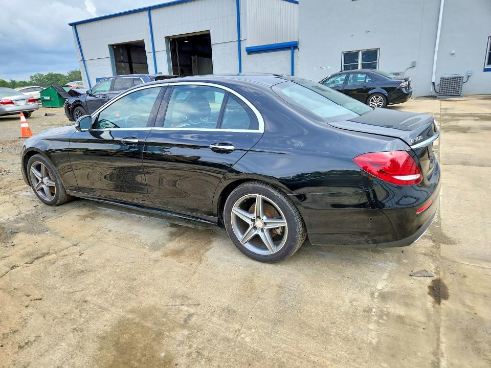 62074456 :رقم المزاد ، WDDZF4KB7HA022956 vin ، 2017 Mercedes-benz E مزاد بيع