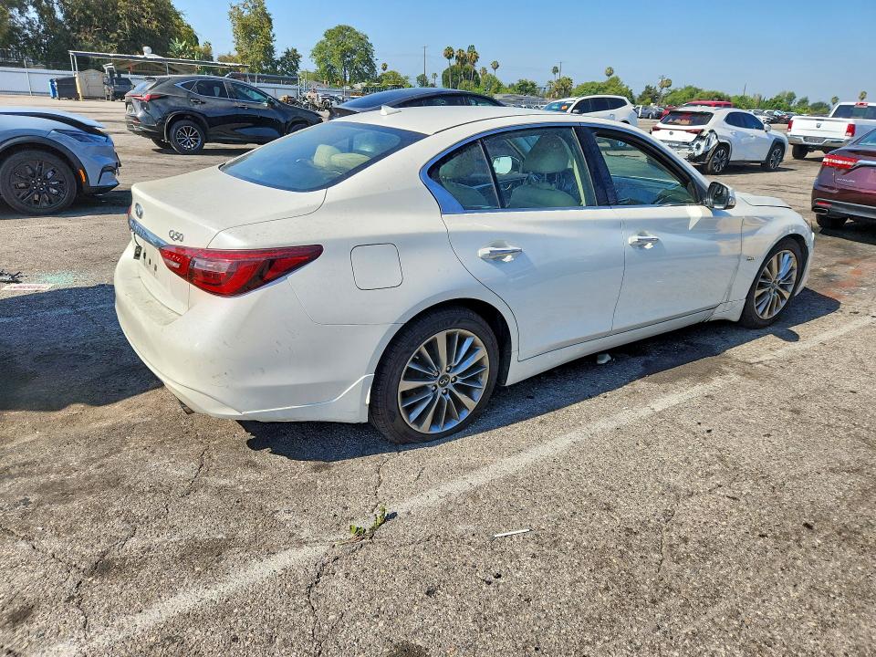 Продаж на аукціоні авто 2018 Infiniti Q50, vin: JN1EV7AP9JM352308, номер лоту: 61606996