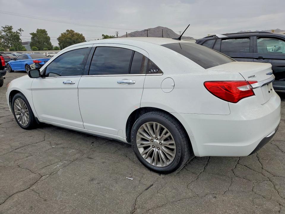 2011 Chrysler 200 მანქანა იყიდება აუქციონზე, vin: 1C3BC2FG7BN618216, აუქციონის ნომერი: 61572016