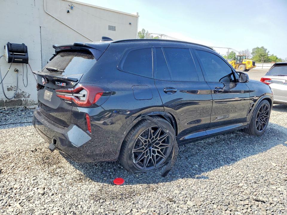 60813136 :رقم المزاد ، 5YM13EC08N9J95618 vin ، 2022 Bmw X3 مزاد بيع
