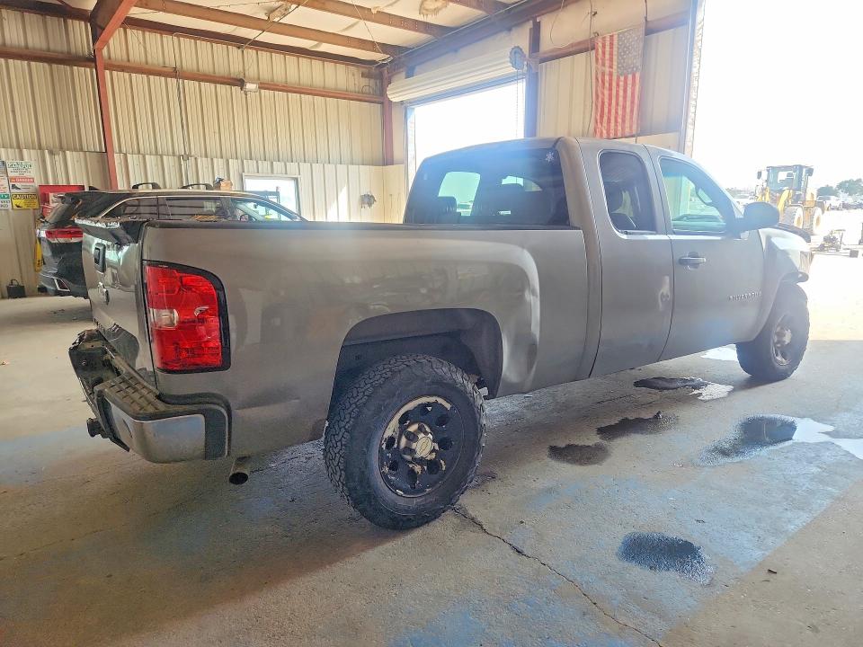 63402746 :رقم المزاد ، 2GCEC19C671693350 vin ، 2007 Chevrolet Silverado مزاد بيع